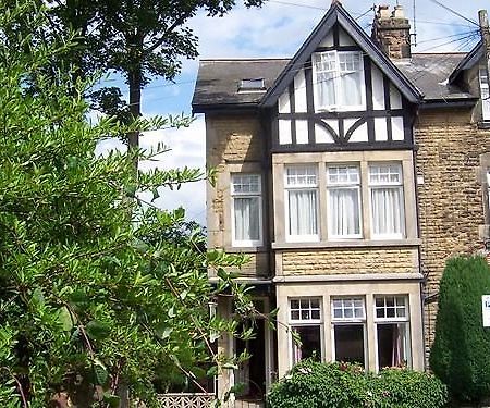 Spring Lodge هاروغايت المظهر الخارجي الصورة