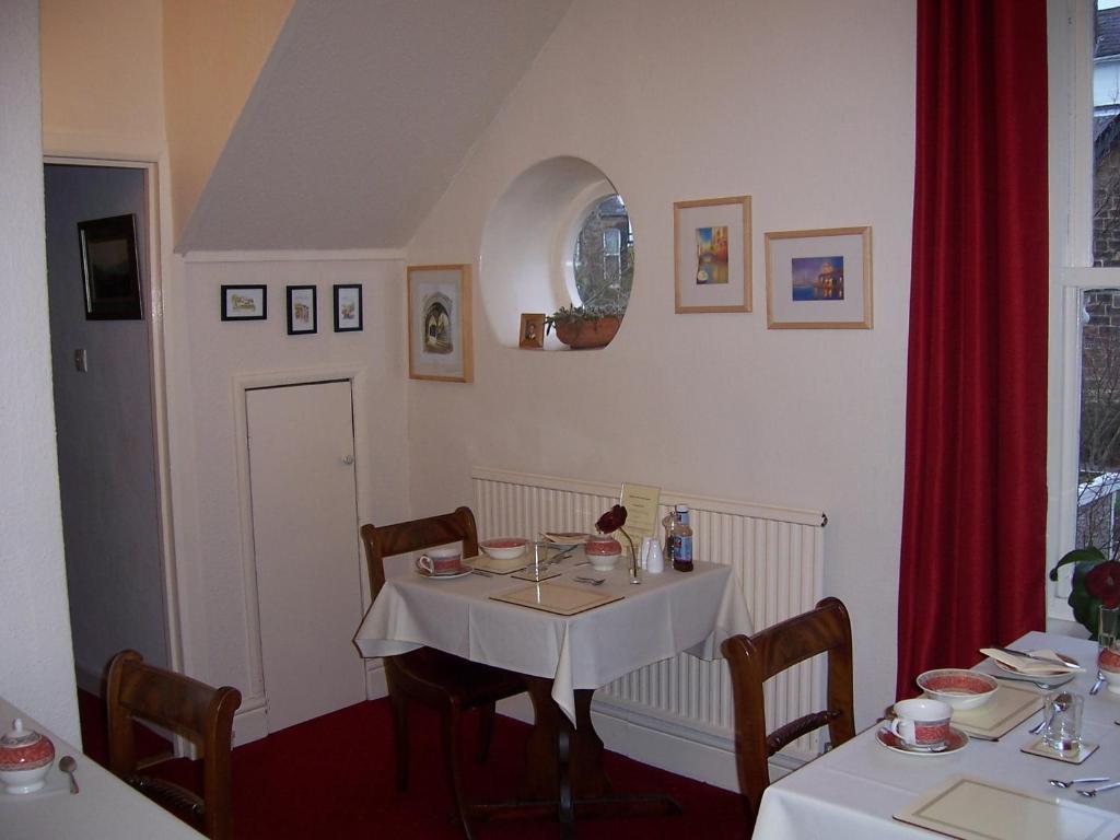 Spring Lodge هاروغايت المظهر الخارجي الصورة