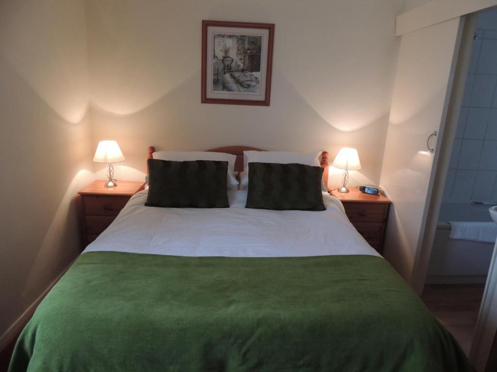 Spring Lodge هاروغايت الغرفة الصورة