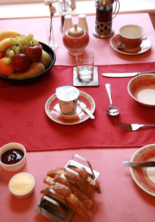 Spring Lodge هاروغايت المظهر الخارجي الصورة